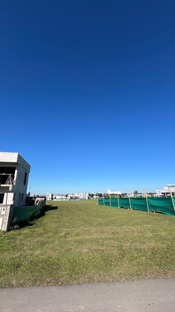 EN VENTA LOTE CENTRAL EN BARRIO PRIVADO LAS CAÑAS · Yerba Buena — foto 4