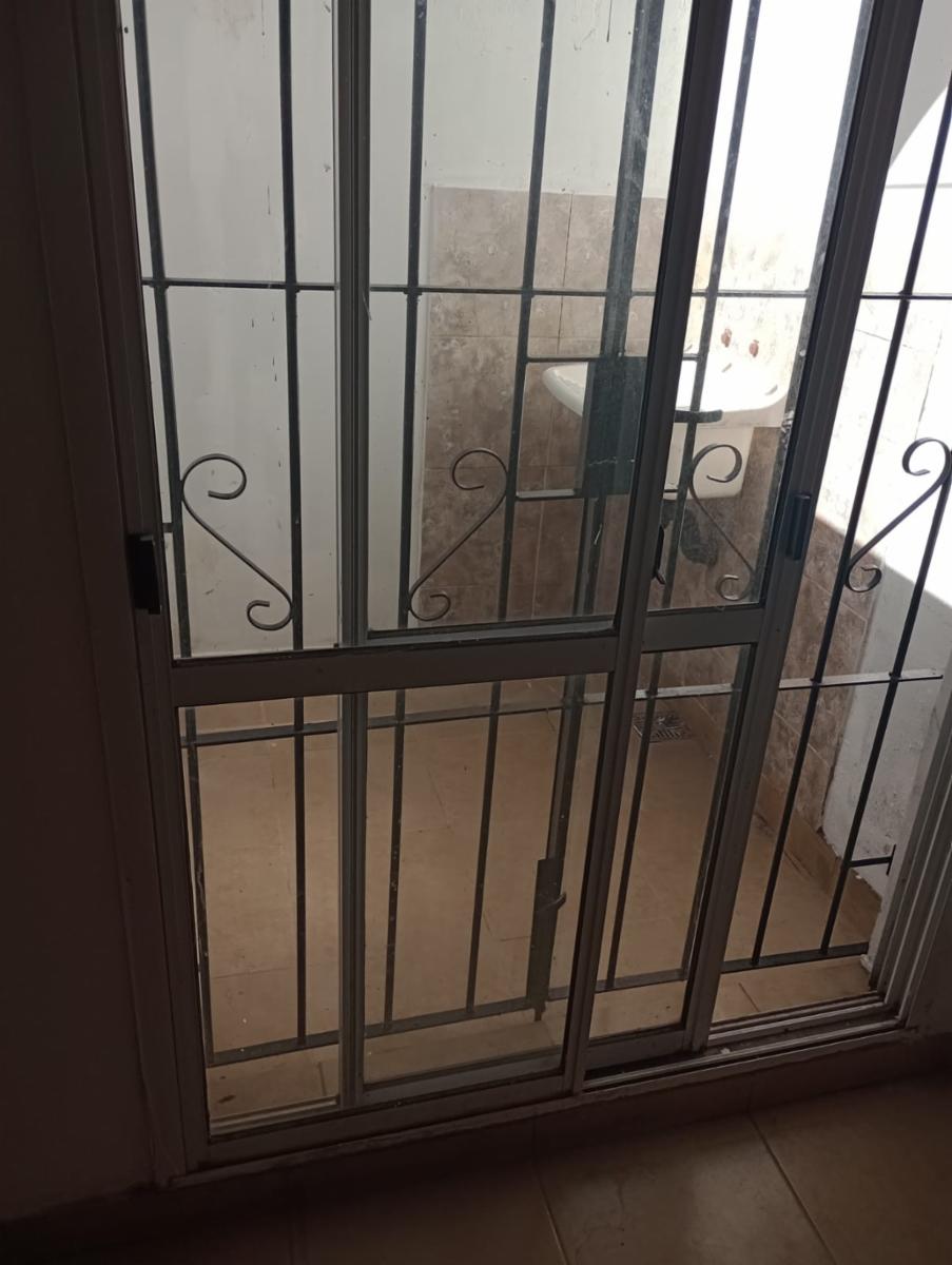PIROVANO 2253 · La Matanza — foto 12