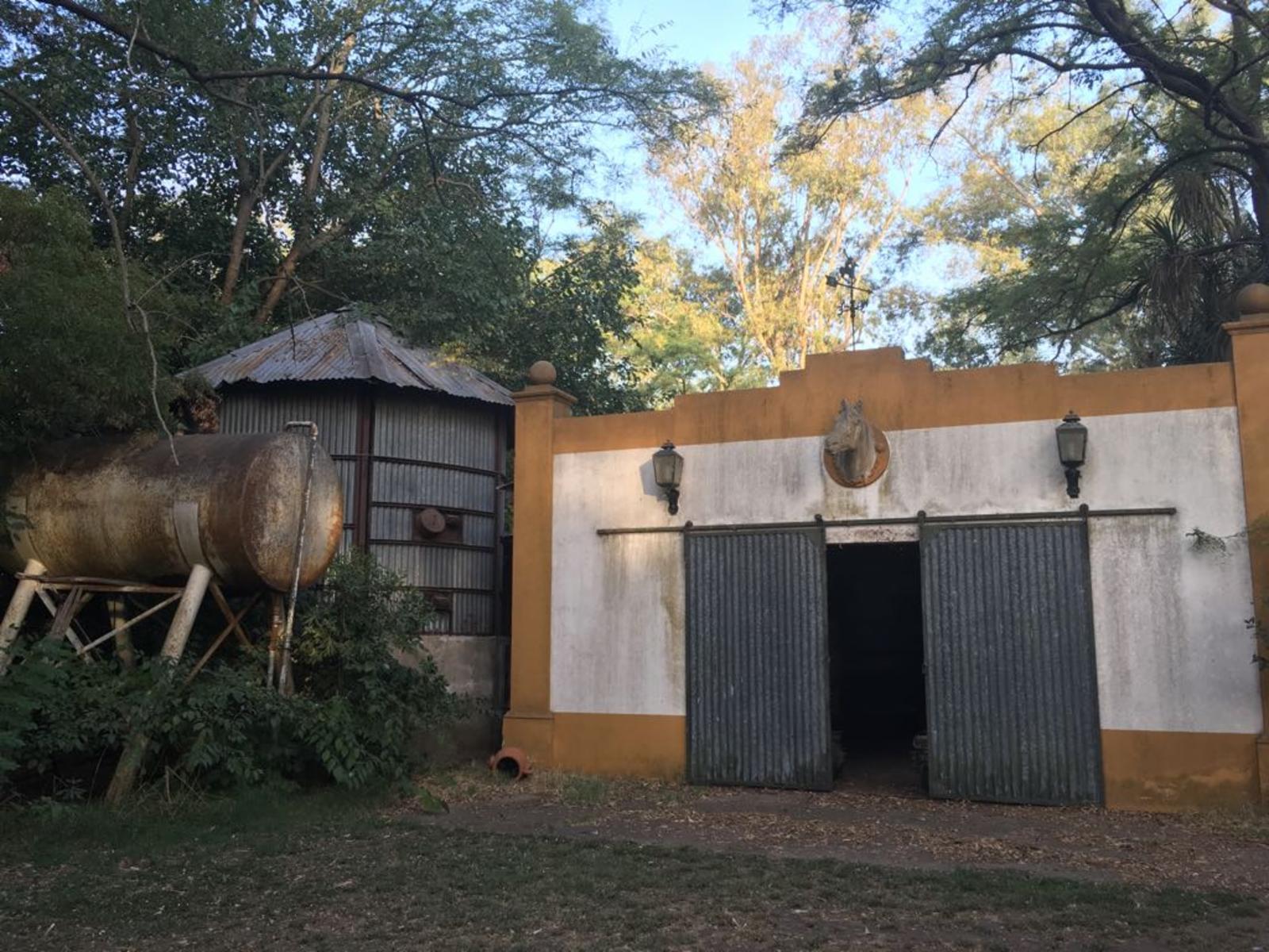 SALVADOR MARIA - TRIÁNGULO DORADO DEL POLO · Lobos — foto 3