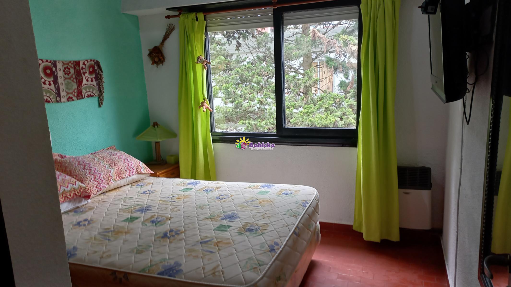 avenida 2 entre Paseos 146 y 147 · Villa Gesell — foto 6