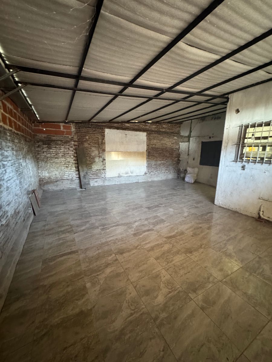 Santa Fe 1385 · Lomas De Zamora — foto 14