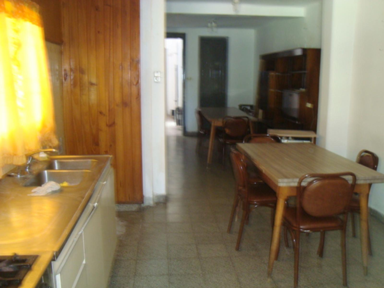 AMENEDO 767 · Almirante Brown — foto 3