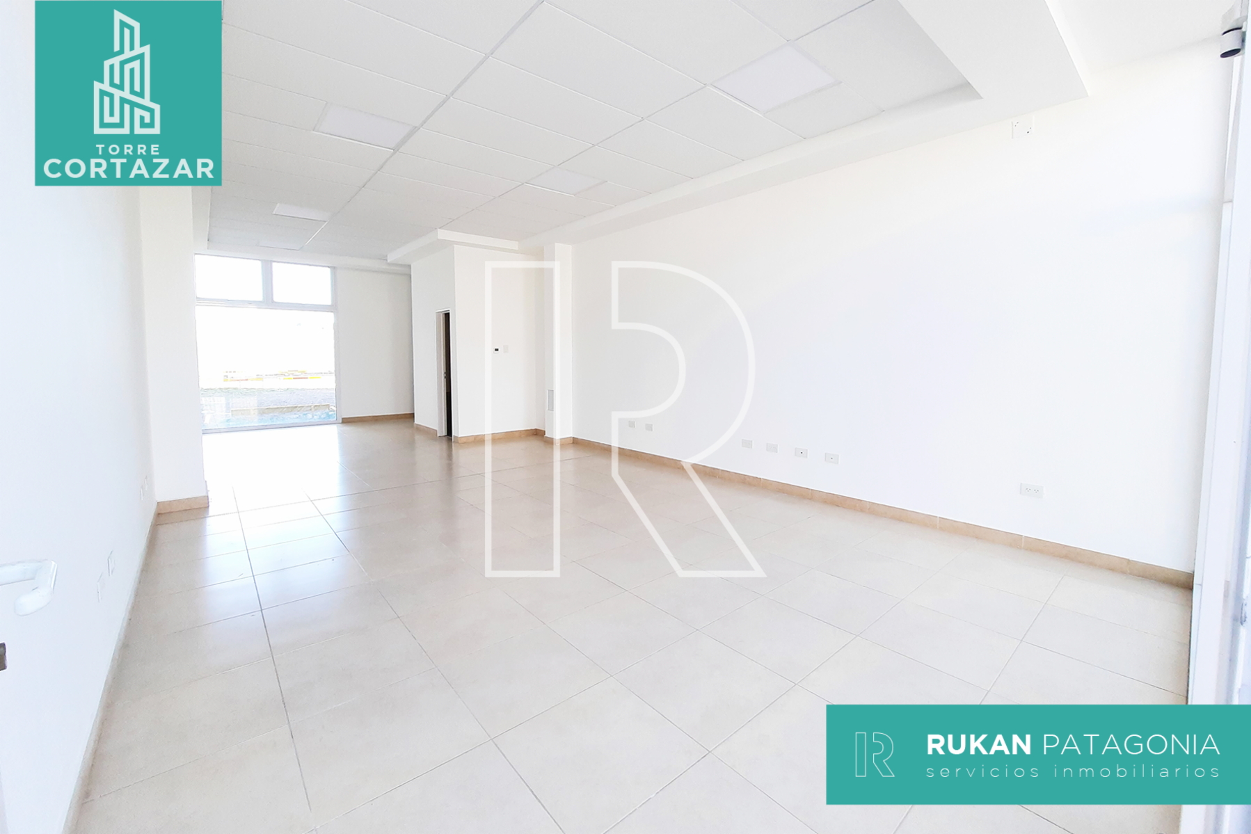 #Alquiler_RUKAN Local Comercial | TORRE CORTAZAR | Local 9 | 55 m2 |Calle J. M. ESTRADA | Caleta Olivia.
