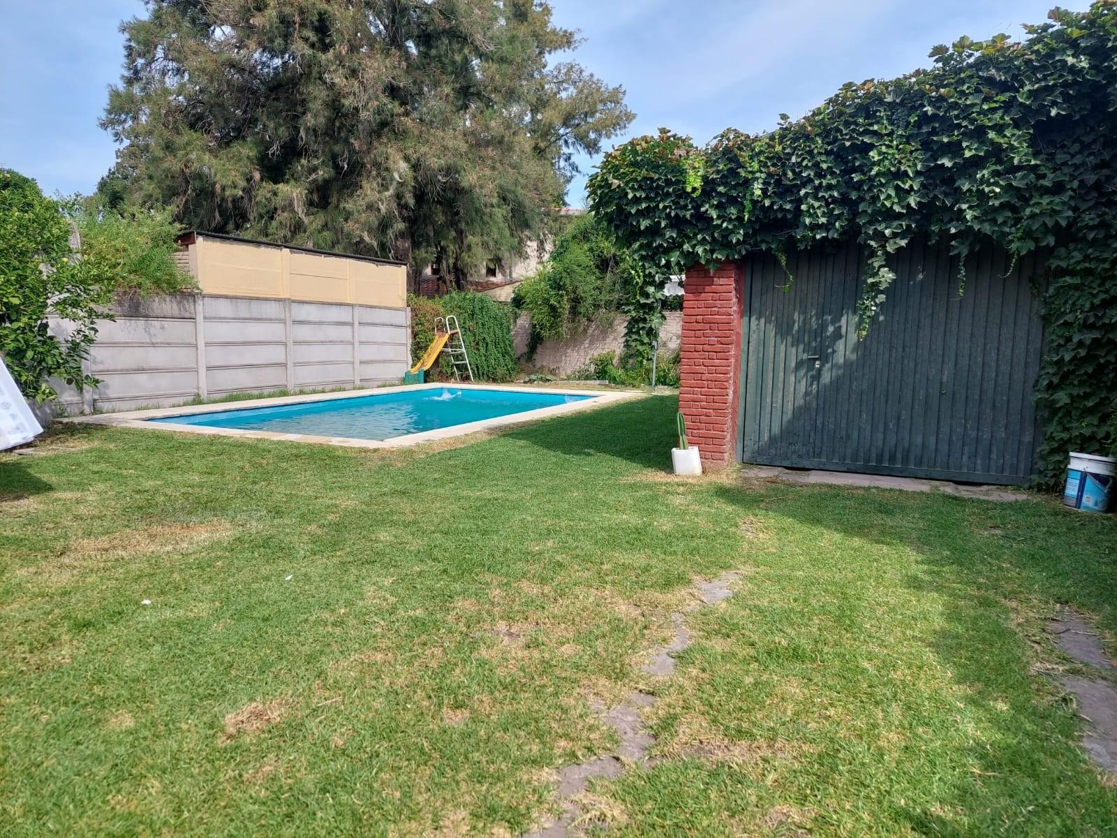 Chalet en Escobar - Inmigrantes 1048