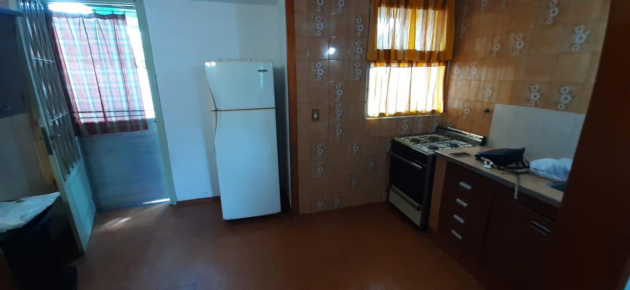 J. Jufre N° 301 · Hurlingham — foto 4