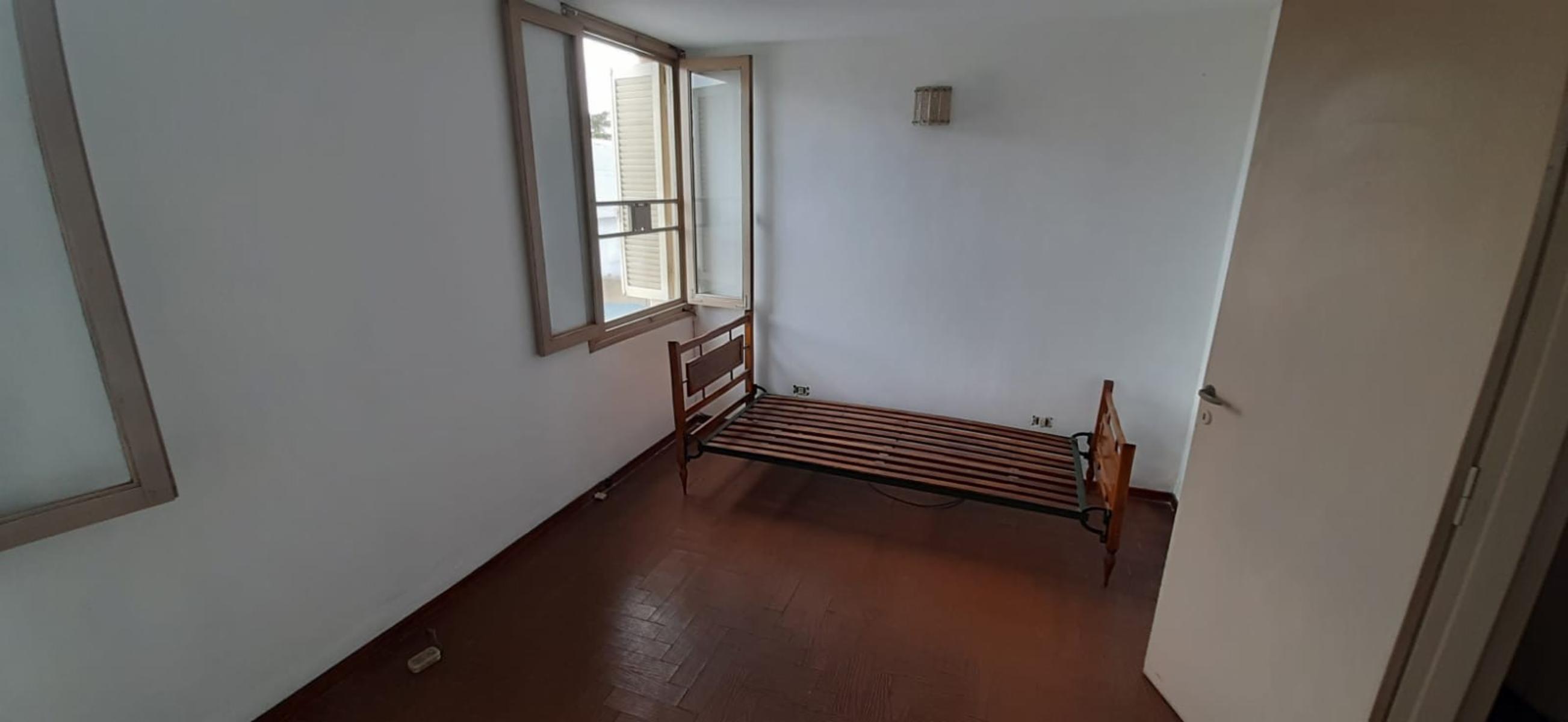 J. Jufre N° 301 · Hurlingham — foto 6