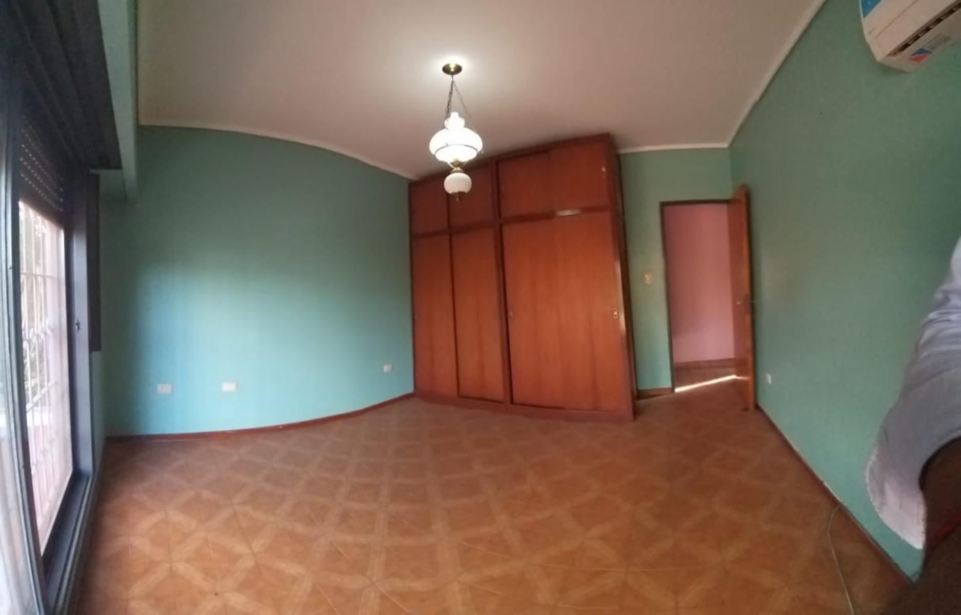 Aristobulo del Valle 1700 · Moreno — foto 16