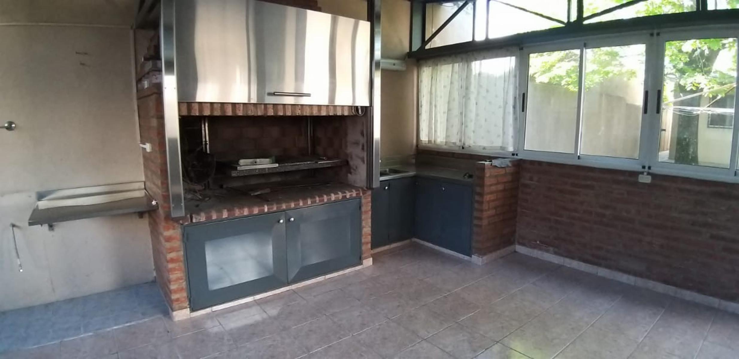 Aristobulo del Valle 1700 · Moreno — foto 25