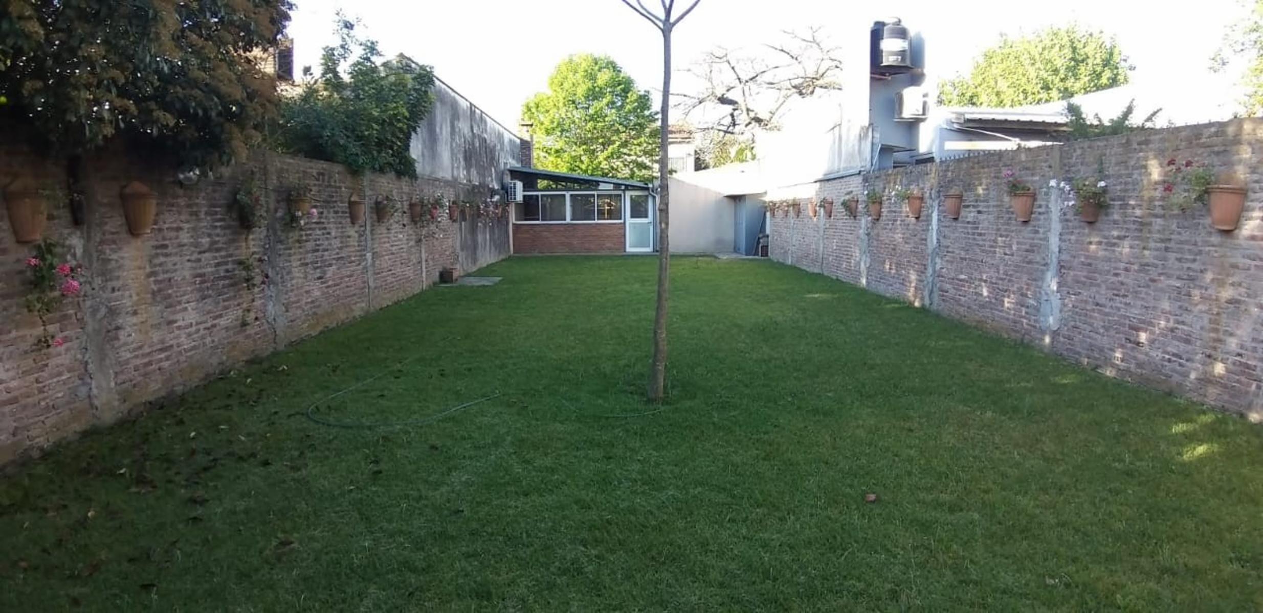 Aristobulo del Valle 1700 · Moreno — foto 28