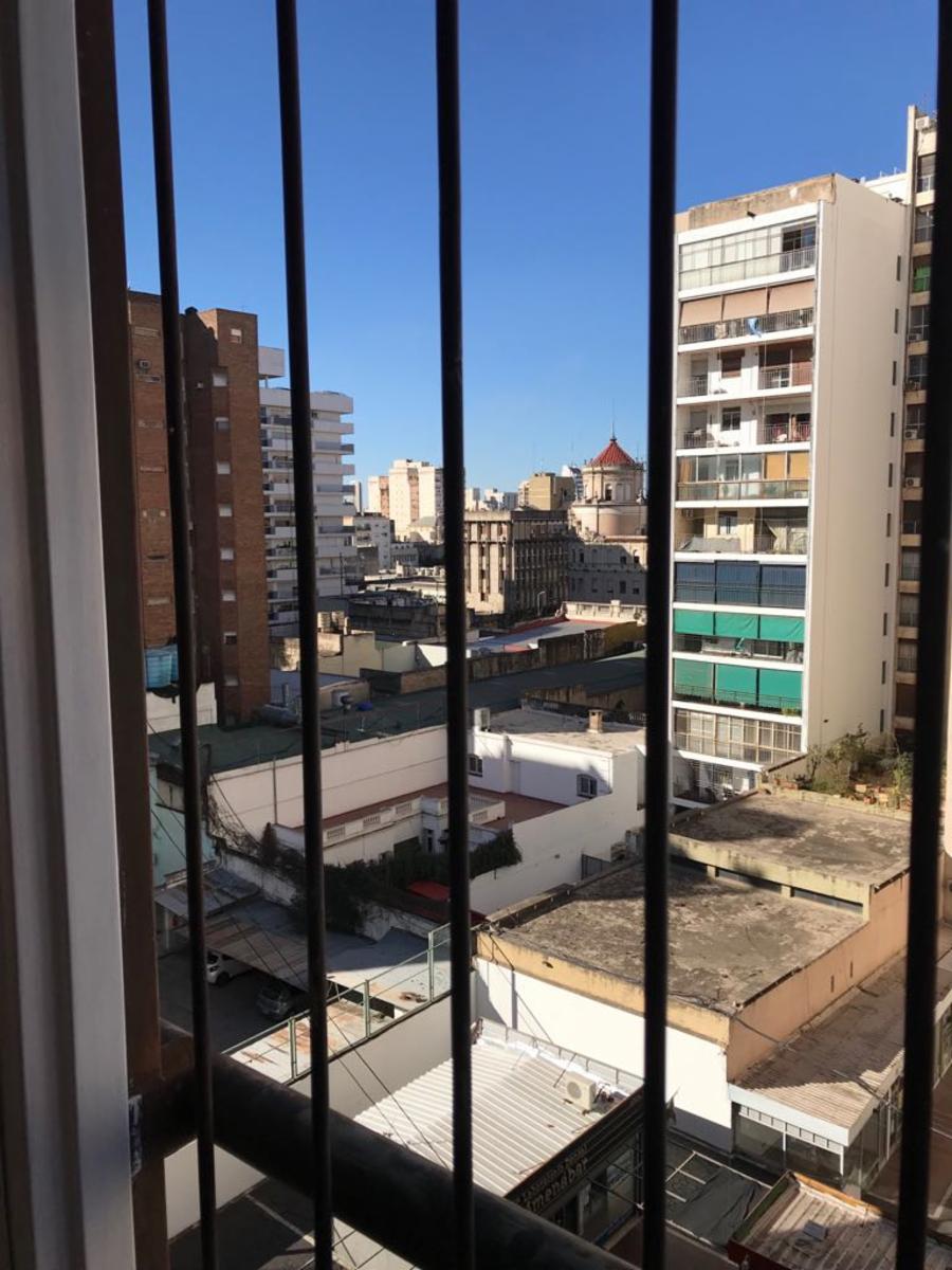 Calle Belgrano a 1 cuadra de Av. Vélez Sarsfield · Córdoba Capital — foto 4