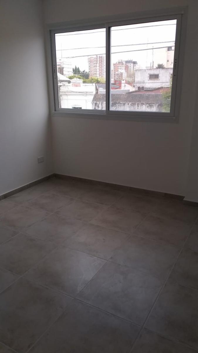 ISLAS MALVINAS 113 · Quilmes — foto 8