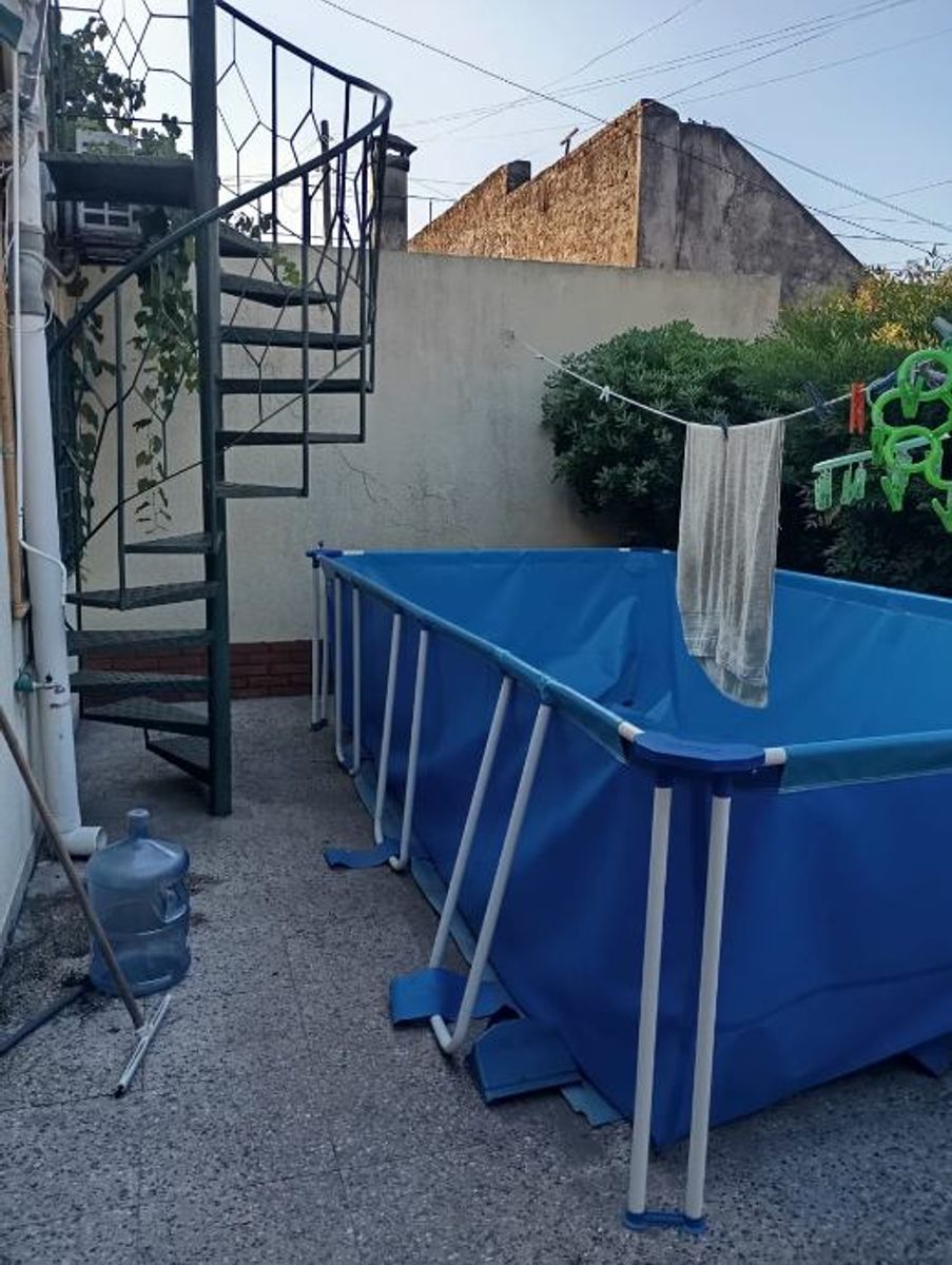 Borges 1300 · Morón — foto 9