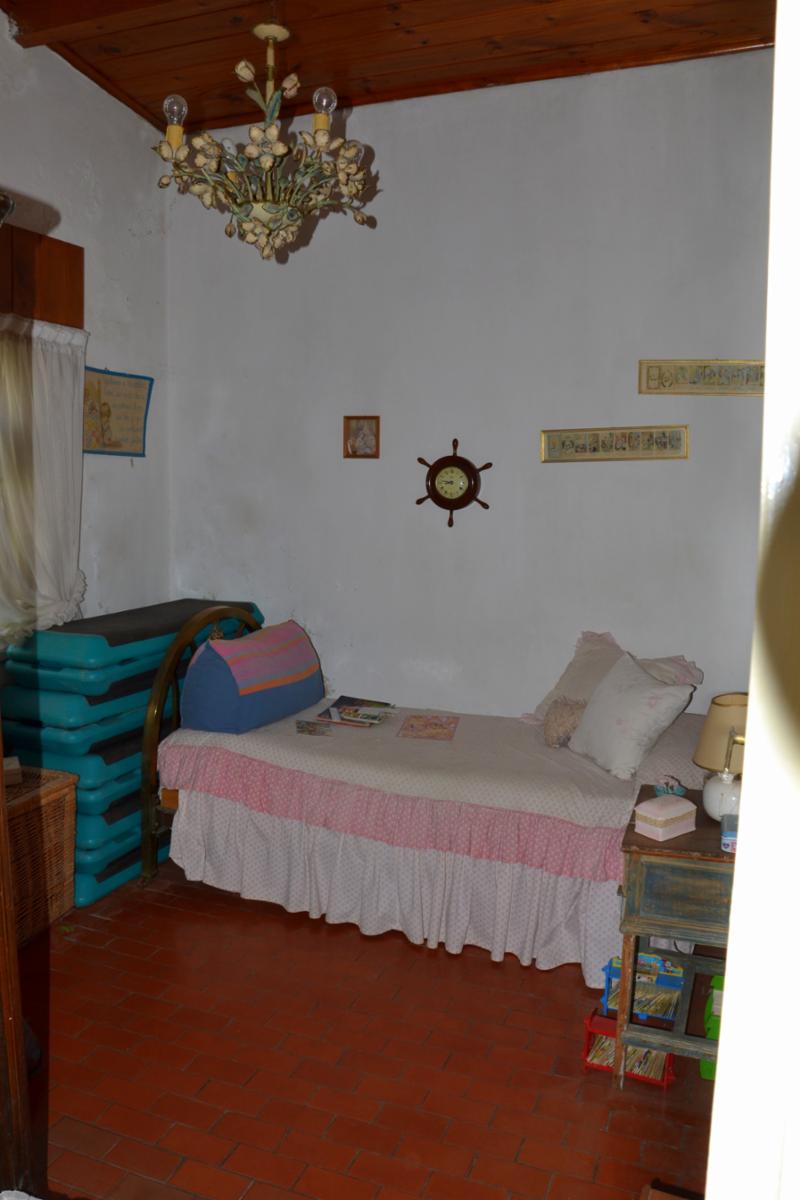 Rivadavia 1600 · Azul — foto 6