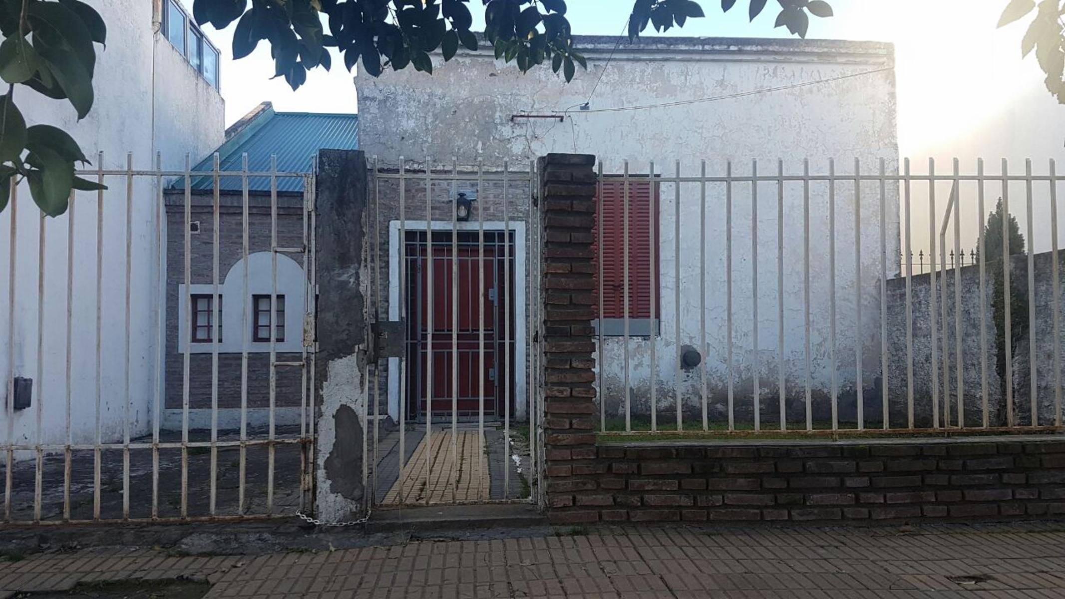 AMPLIO LOTE DE TERRENO 8.66 X 21 - ZONA RAMOS MEJIA