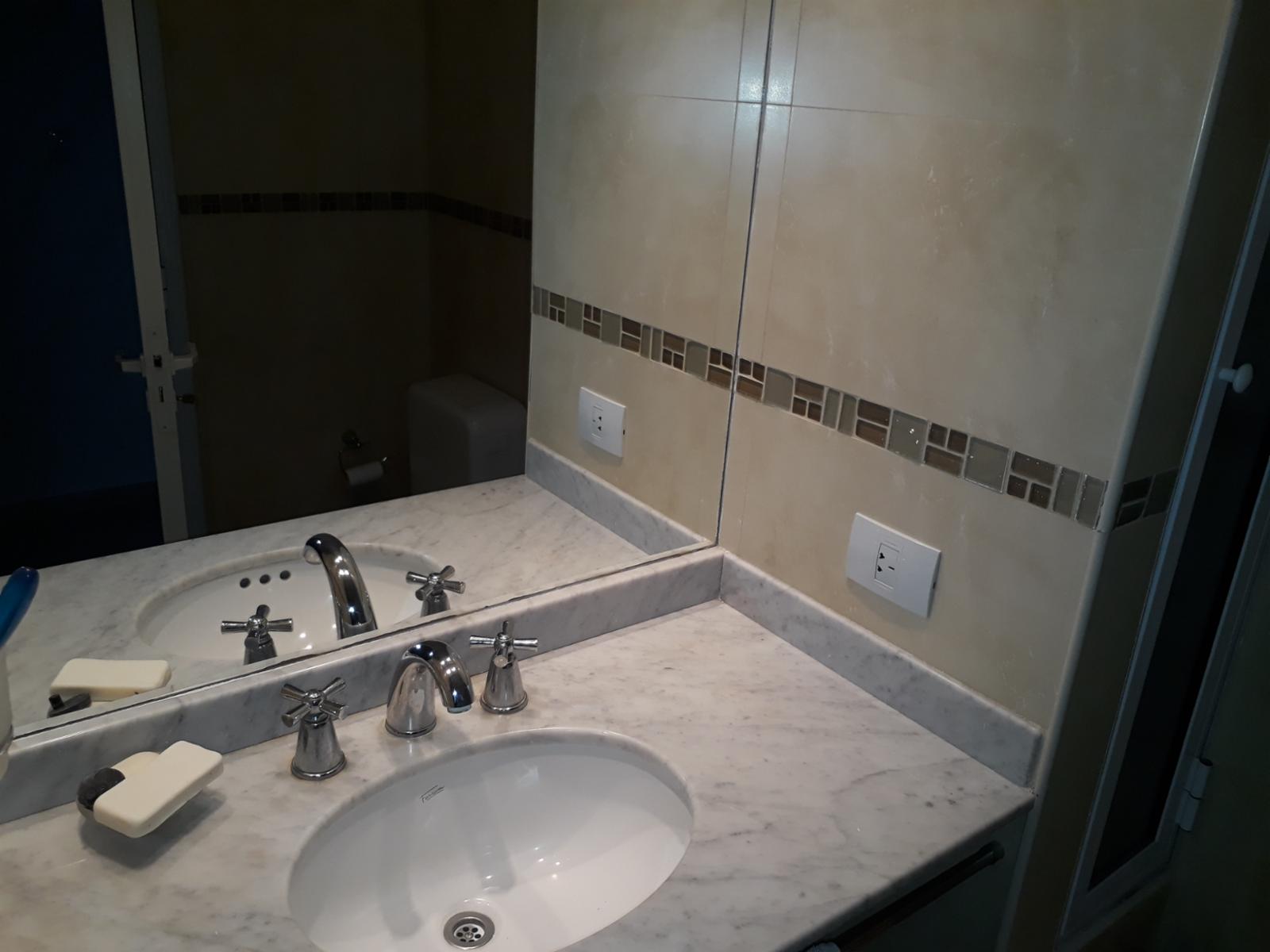 Peron 859 · Monte Hermoso — foto 22