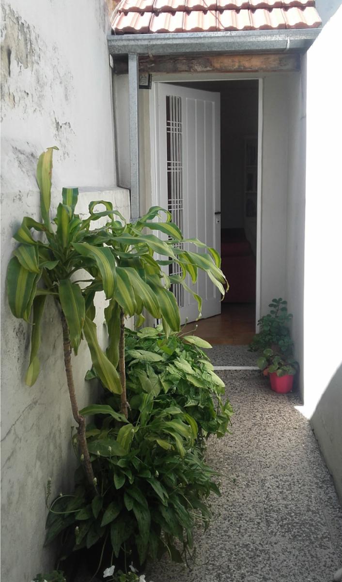 Excelente PH 3 ambientes con patio y terraza, zona Ciudadela