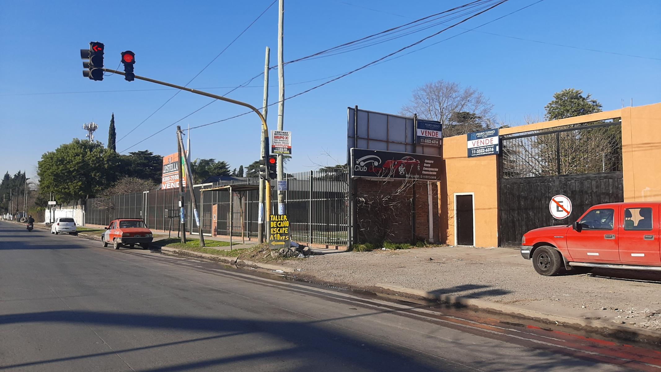 Av. Carlos Casares 2600 · La Matanza — foto 4