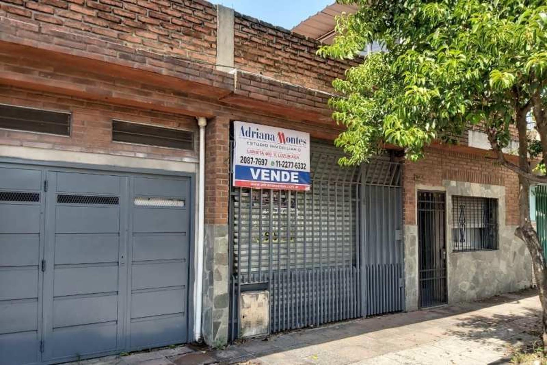 CASA DE 3 AMBIENTES CON LOCAL
