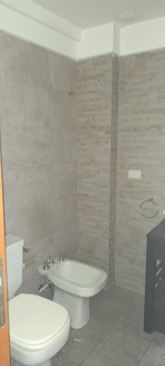 WENCESLAO DE TATA 4600 · Tres De Febrero — foto 4