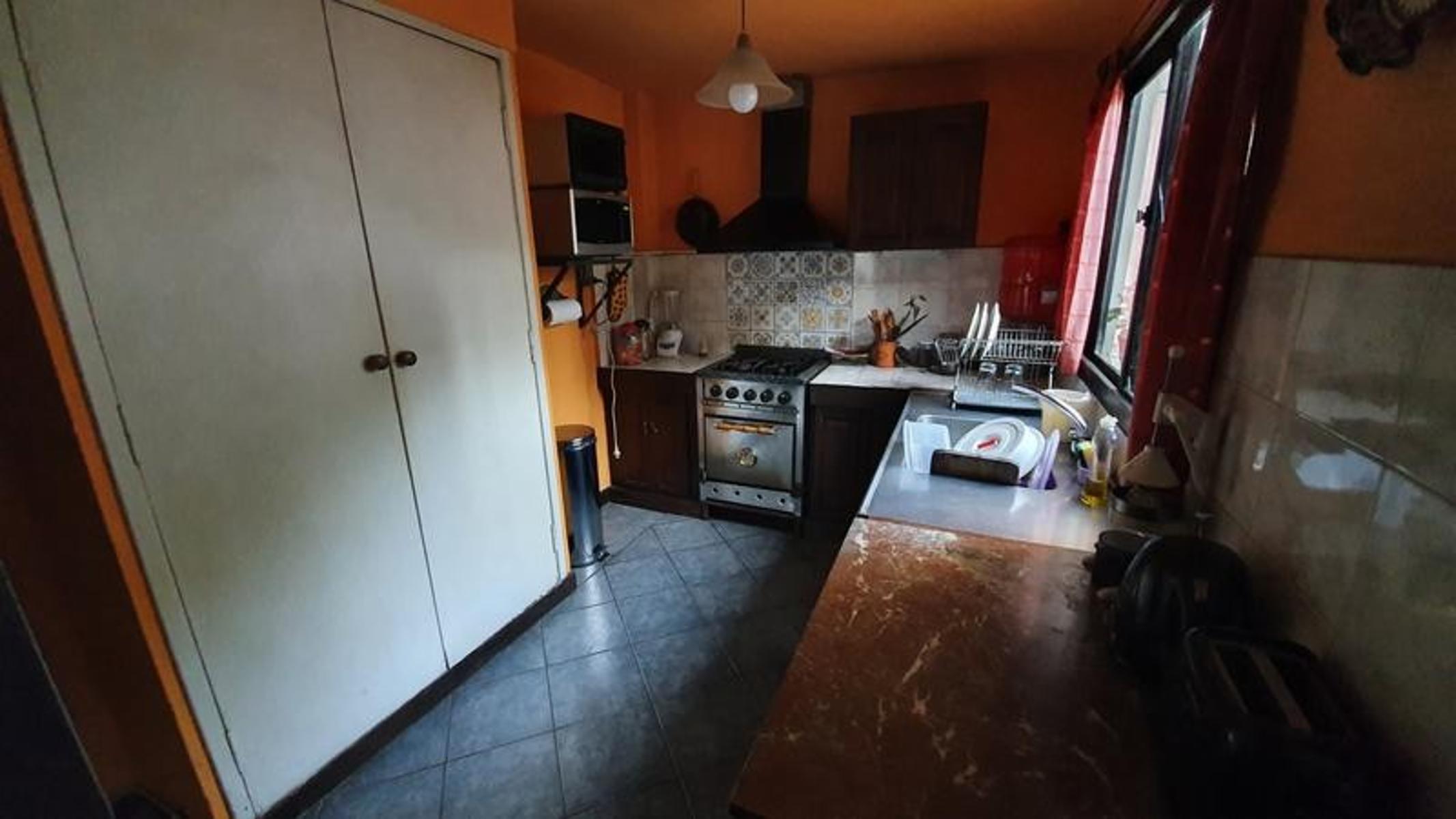 Int. Gonzalez 1192 (Ex Canale) · Almirante Brown — foto 15