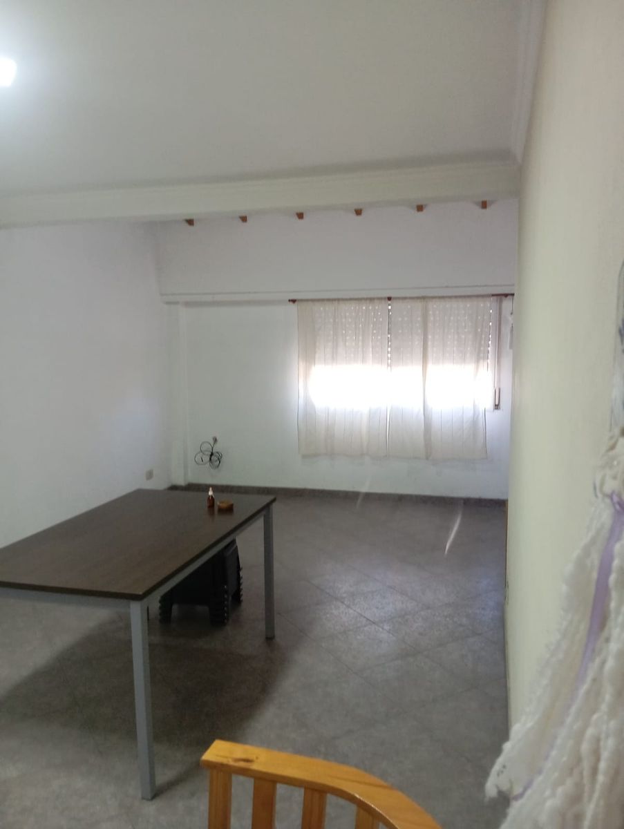 Donato Álvarez 949 · Morón — foto 8