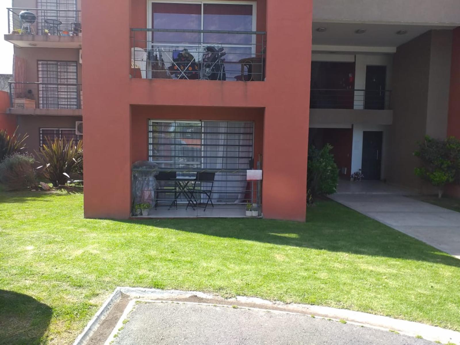 PRINGLES 878 · San Miguel — foto 10