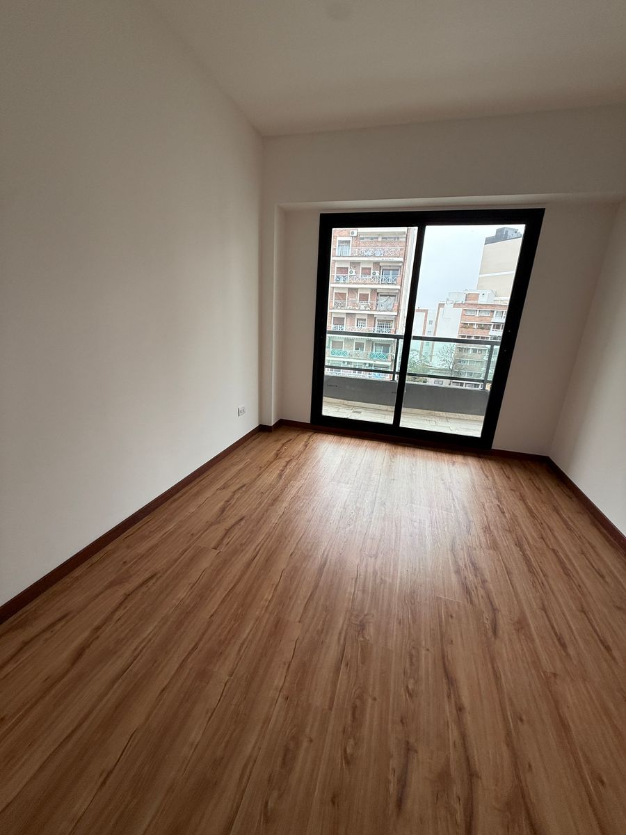 RIVADAVIA 10150 · Villa Luro — foto 3