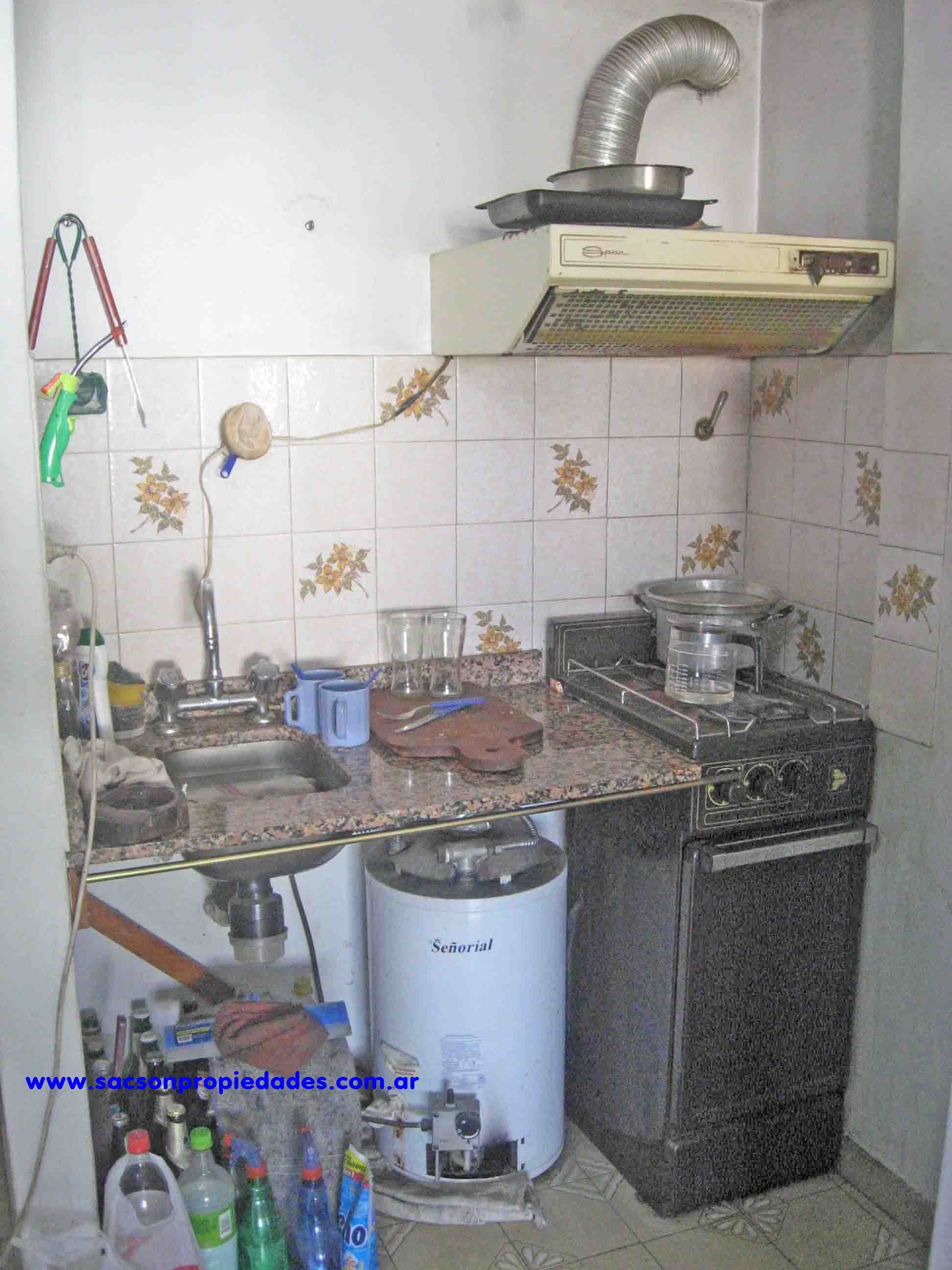 Almirante Brown al 1000 · Morón — foto 4