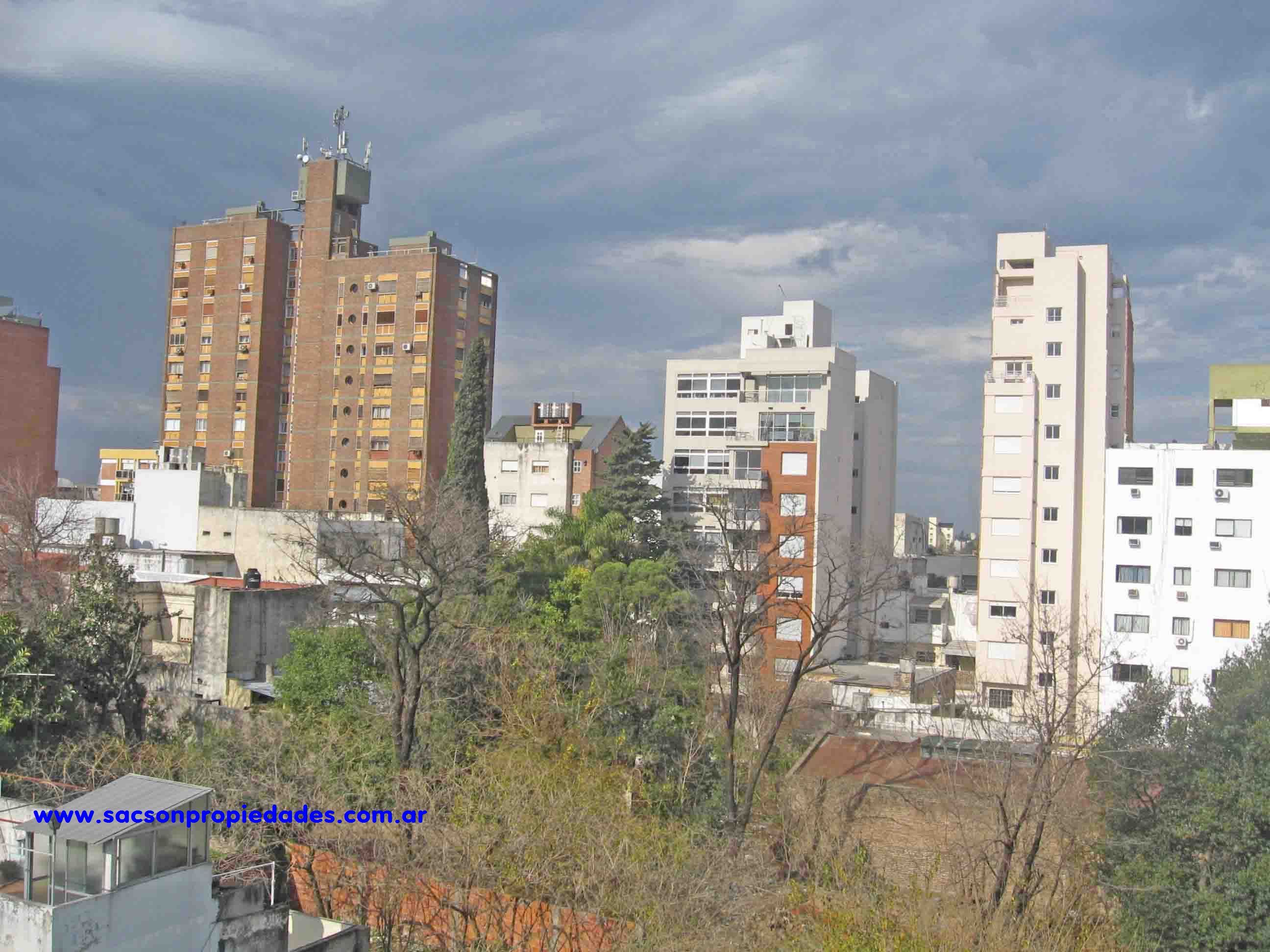 Almirante Brown al 1000 · Morón — foto 7