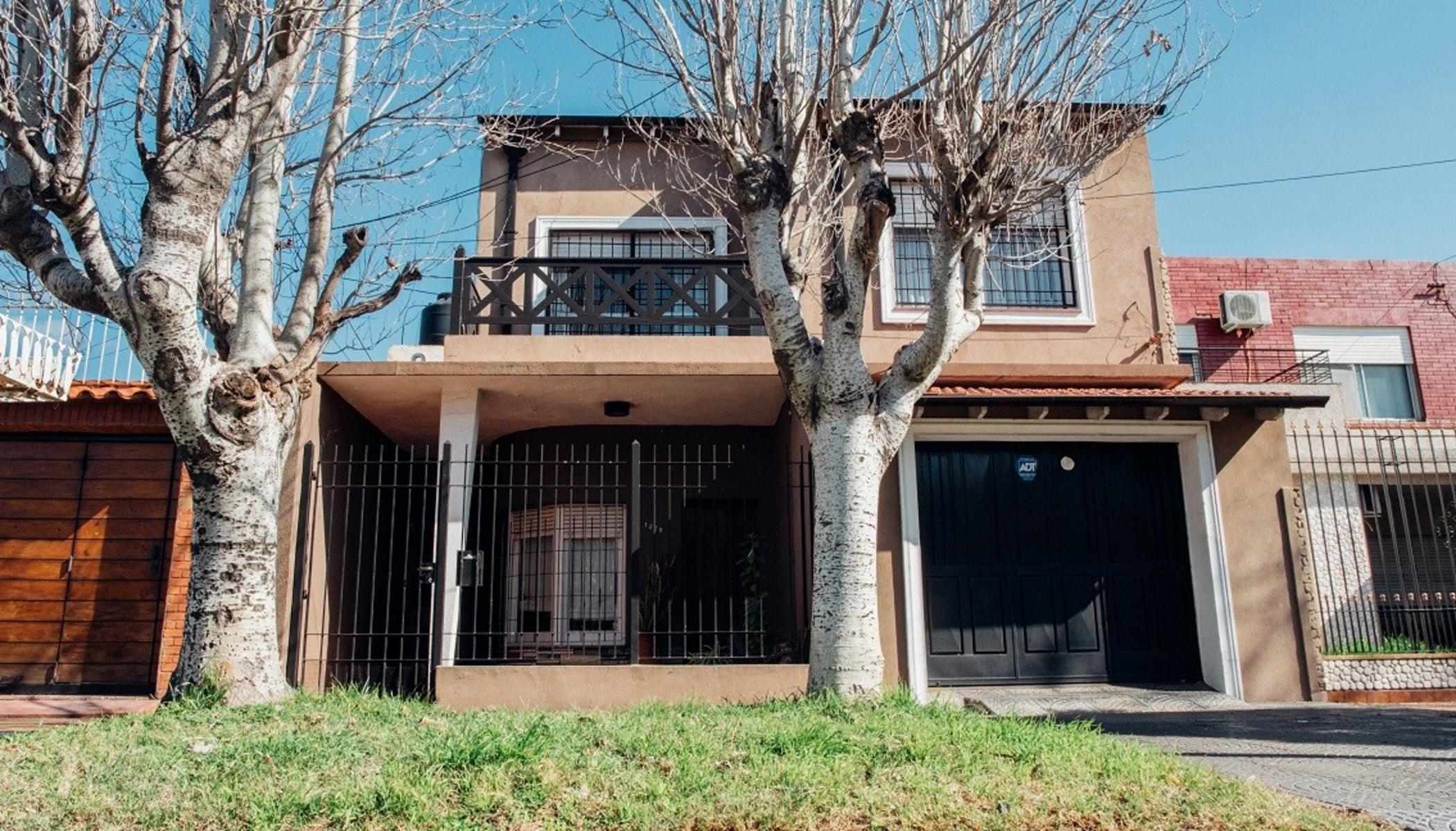 CNEL. BUERAS 1275 · Lanús — foto 13