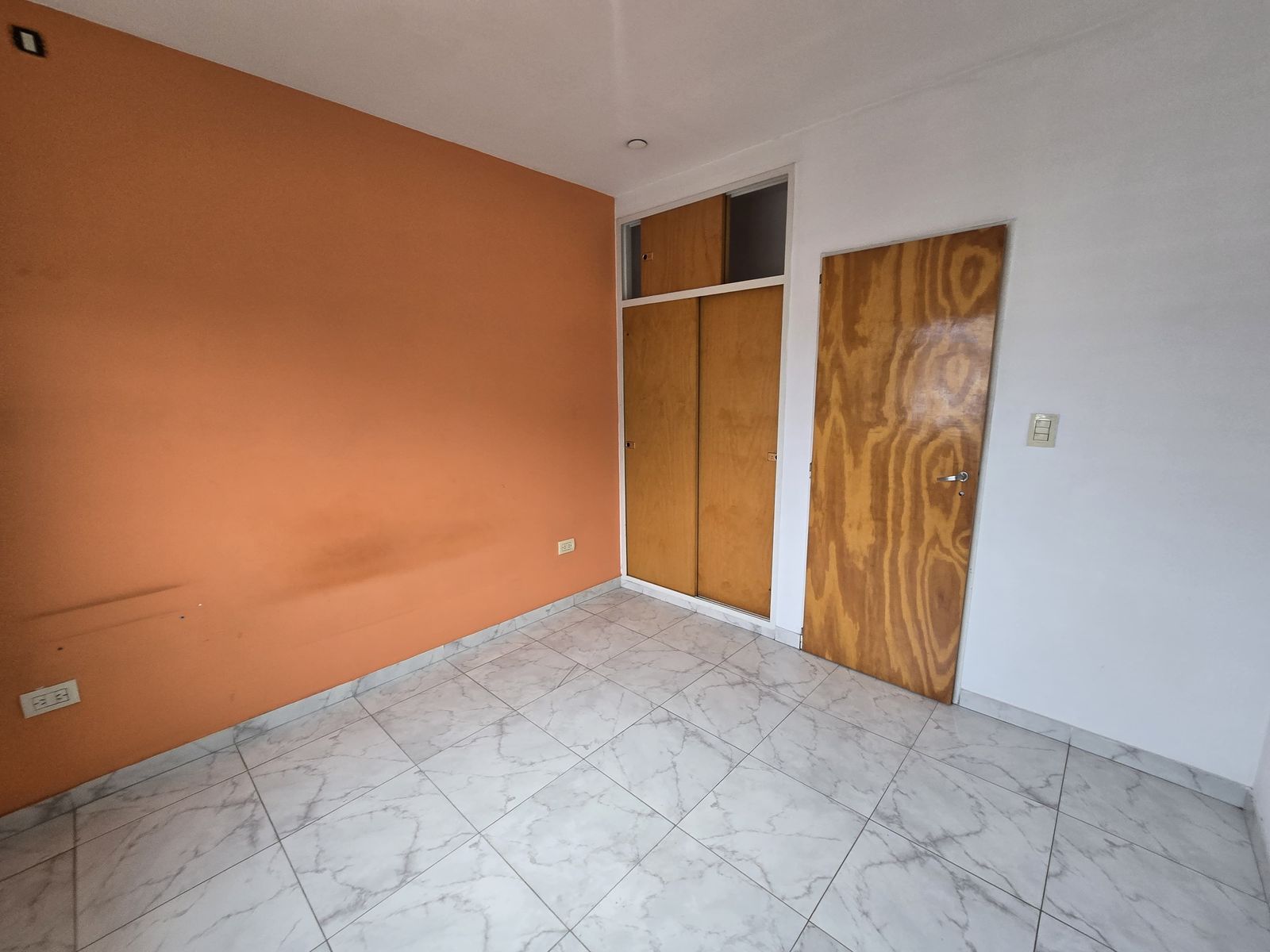 BELGRANO 1020 · Esteban Echeverría — foto 18
