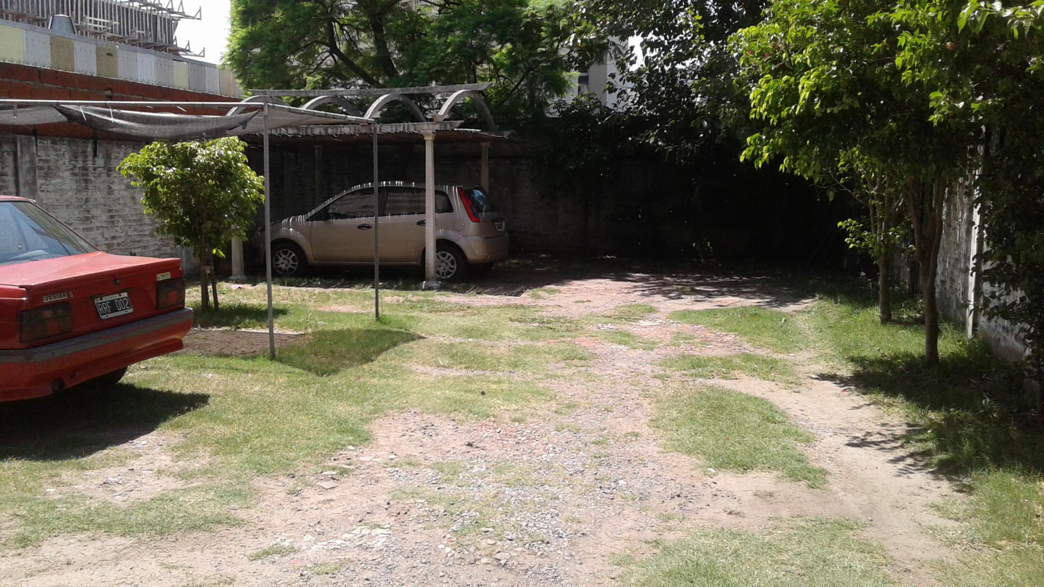 VENTA 2 AMBIENTES CON COCHERA Y BAULERA  MORÓN CENTRO APTO CRÉDITO
