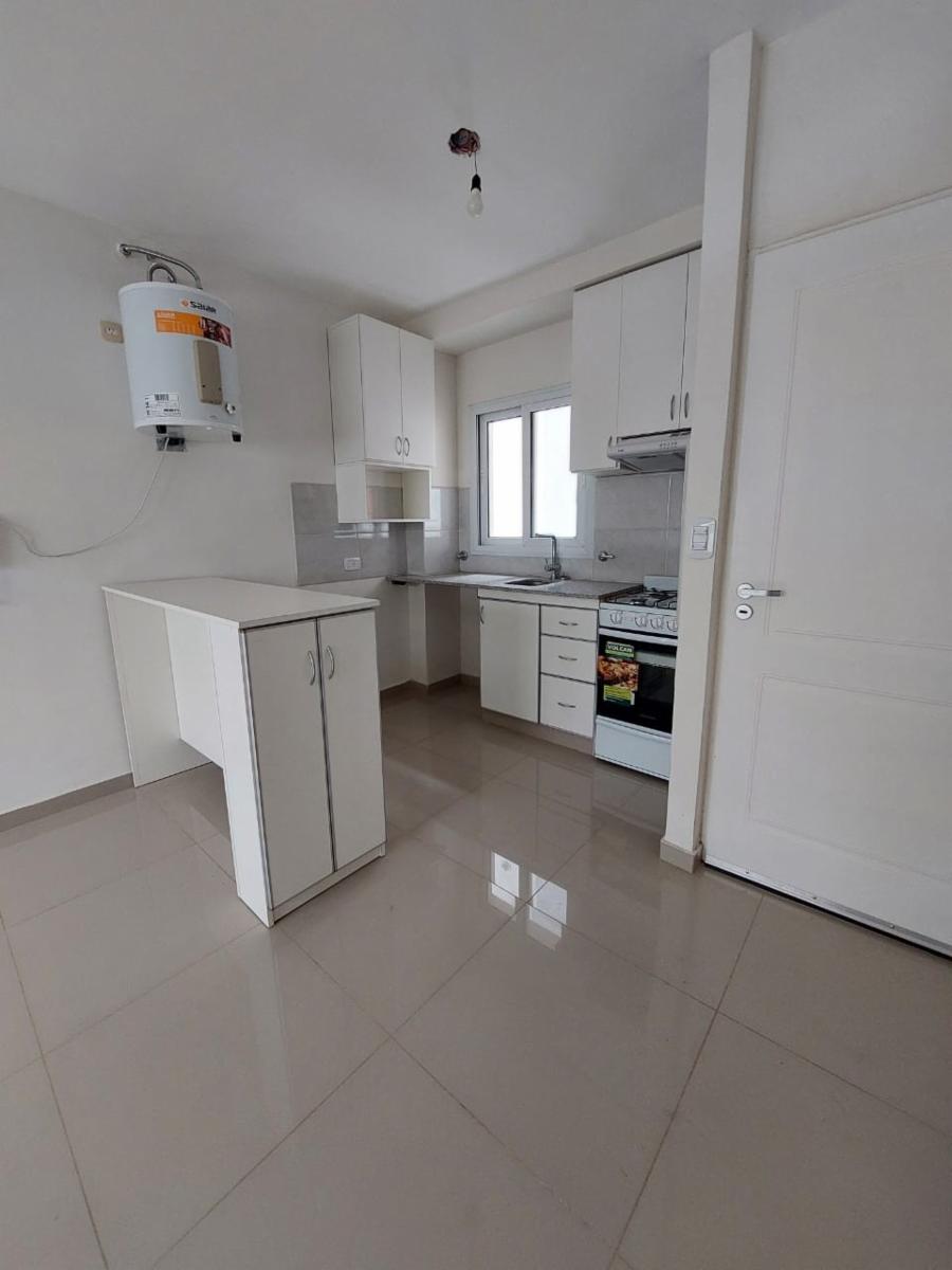 Florida 832 · Bahia Blanca — foto 4