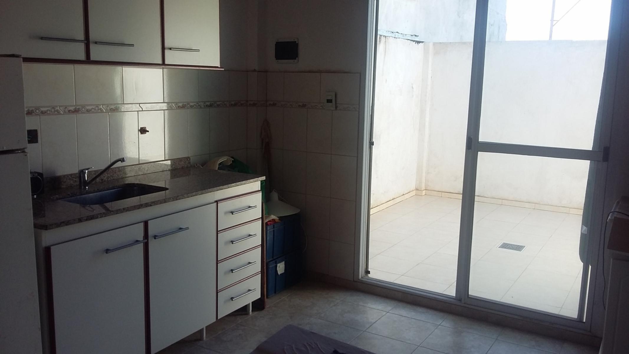 SANTA FE 735 · San Miguel — foto 13