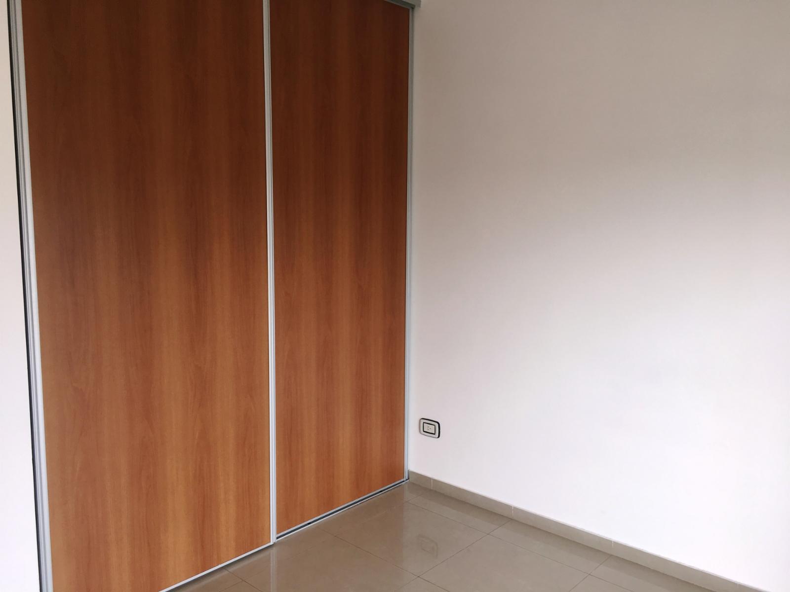 Pellegrini 500 · Morón — foto 8