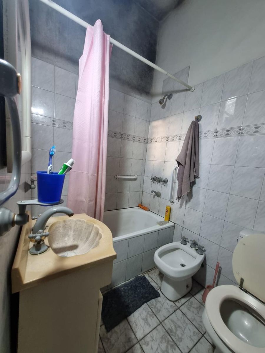 MARGARITA WEILD 5482 · Lanús — foto 10