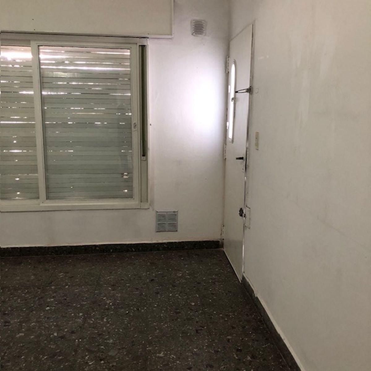 Perdriel 1114 · La Matanza — foto 12