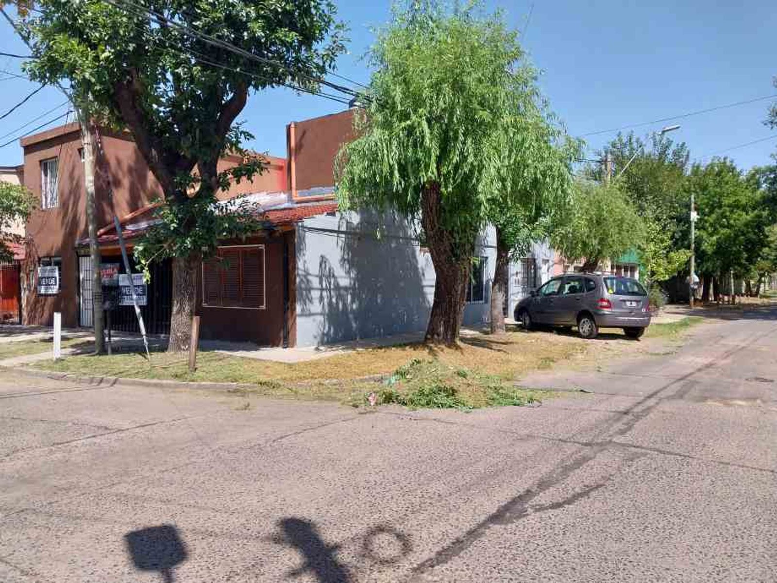 DEPARTAMENTO DE 3 AMBIENTES EN PLANTA BAJA - CASTELAR NORTE