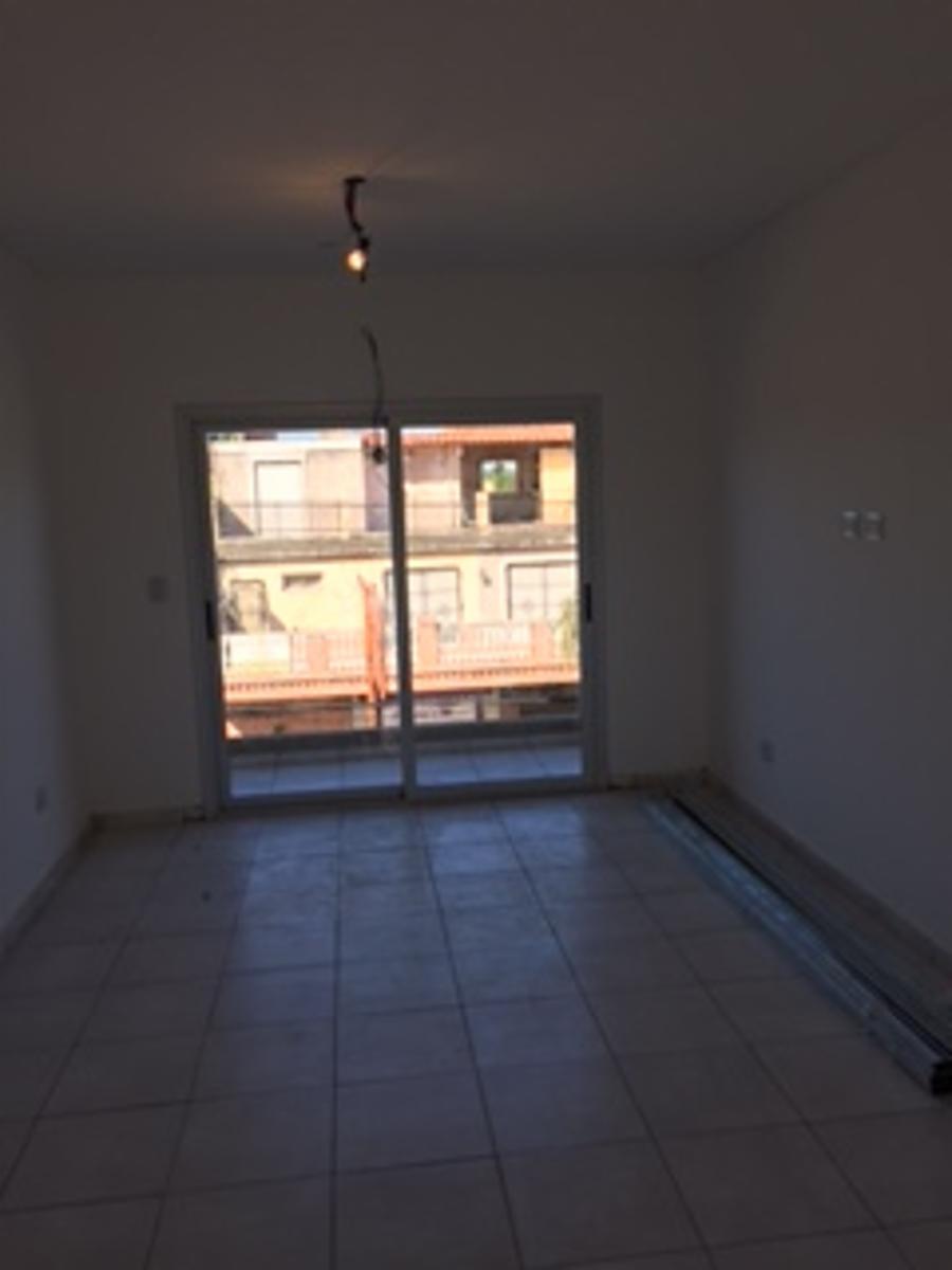 José M. Paz 1600 · Ituzaingó — foto 8