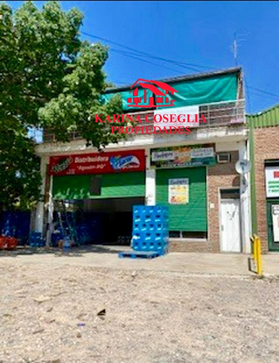 VENTA -Galpón + Vivienda + Lote. PILAR