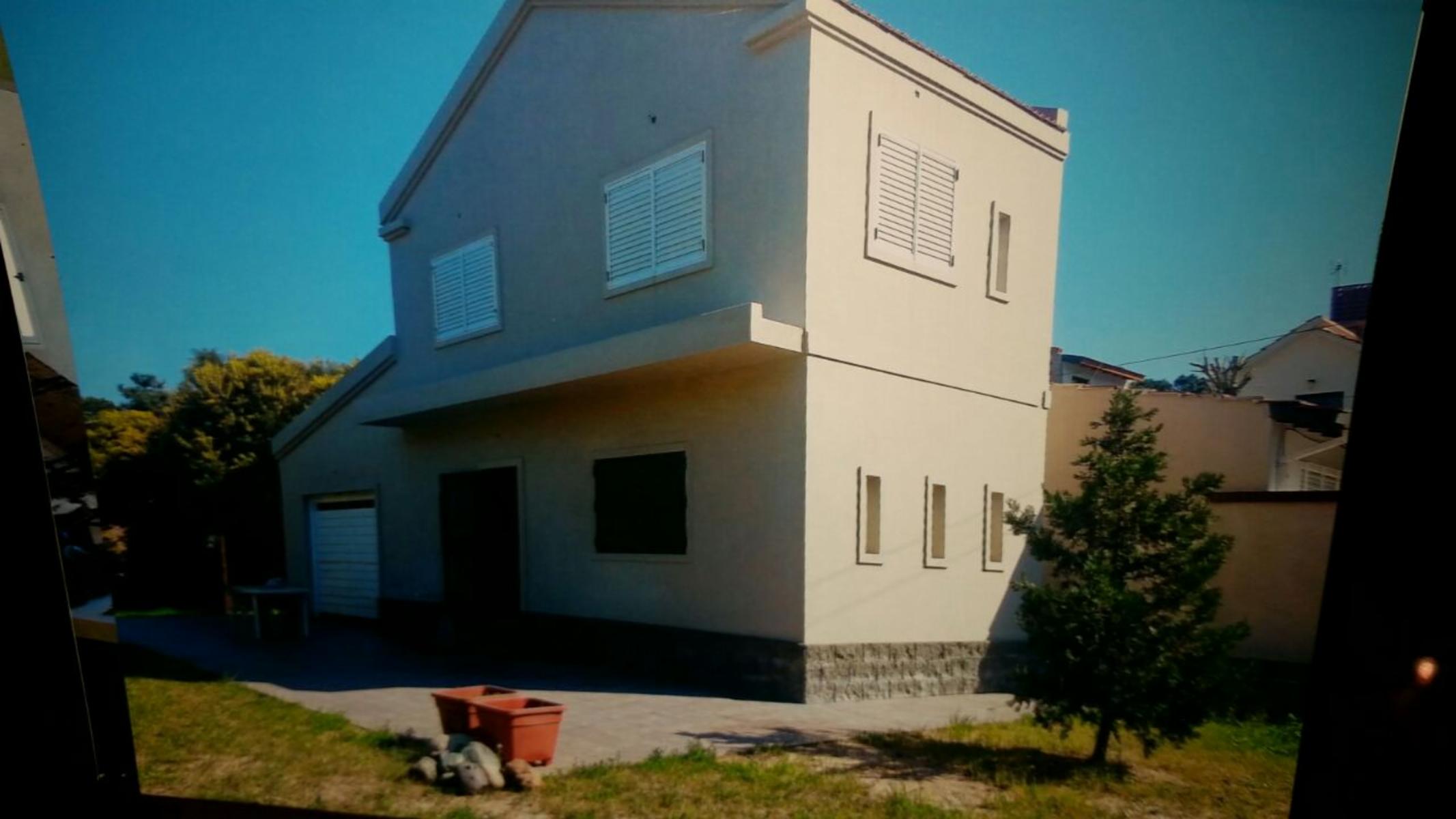 Calle 20 3800 · La Costa — foto 4