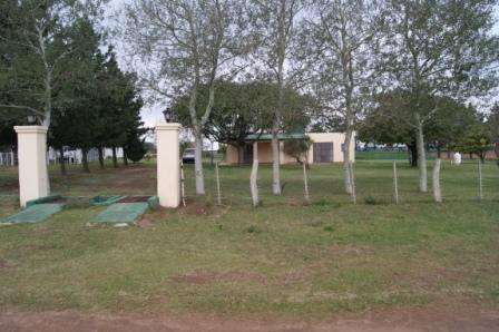CAMPO 7000 HECTAREAS – MONTE BAJO – CON 400 HECTAREAS SOBRE LAGUNA LA AMARGA