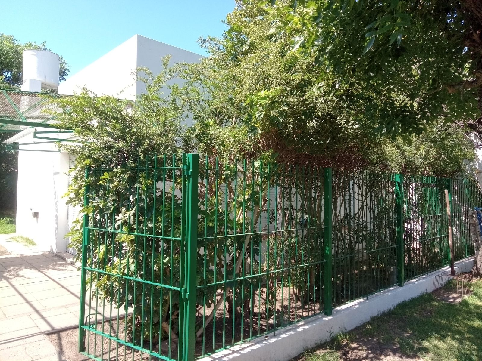 Gutiérrez N° 850 · General Las Heras — foto 3
