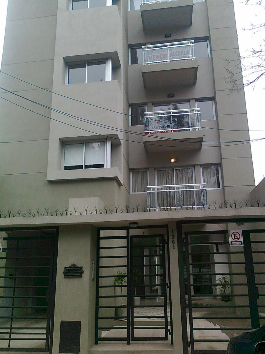 Departamento amplio de 2 ambientes en 1do piso, Quilmes este