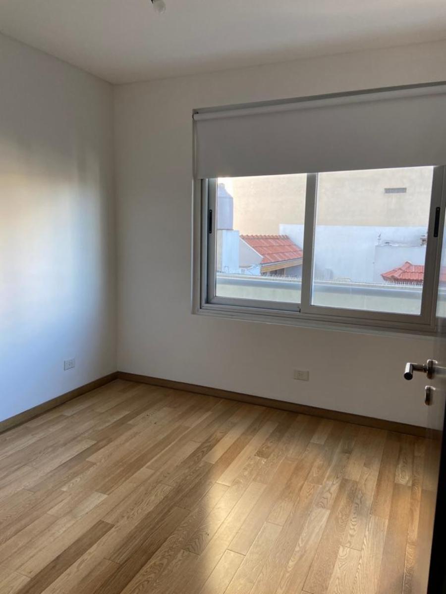 RAMON L FALCON 5757 · Villa Luro — foto 11