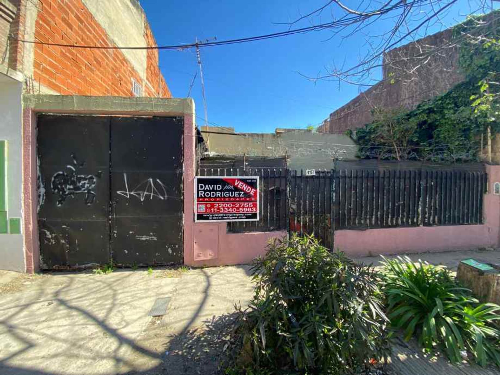 CASA DE 3 AMBIENTES A REFACCIONAR EN VENTA -