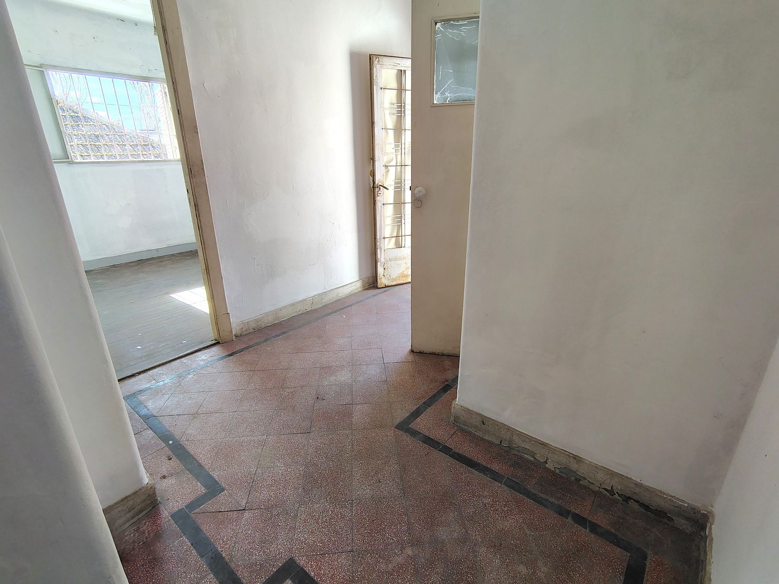 Malaver 100 · Morón — foto 24