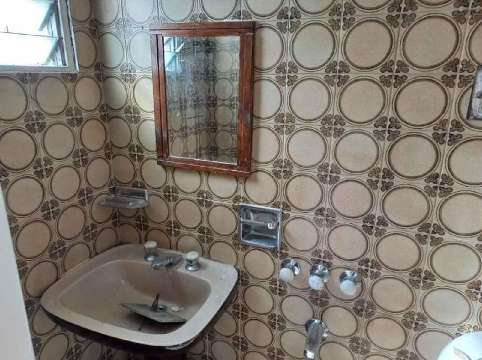 Malaver 100 · Morón — foto 4