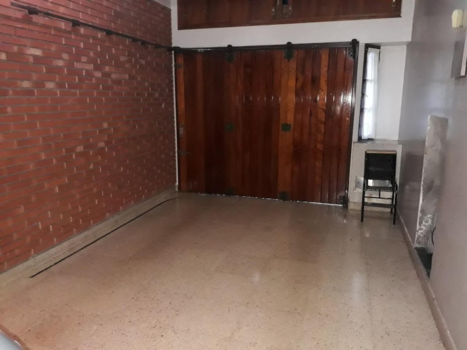 LISANDRO MEDINA AL 1200 · Tres De Febrero — foto 3