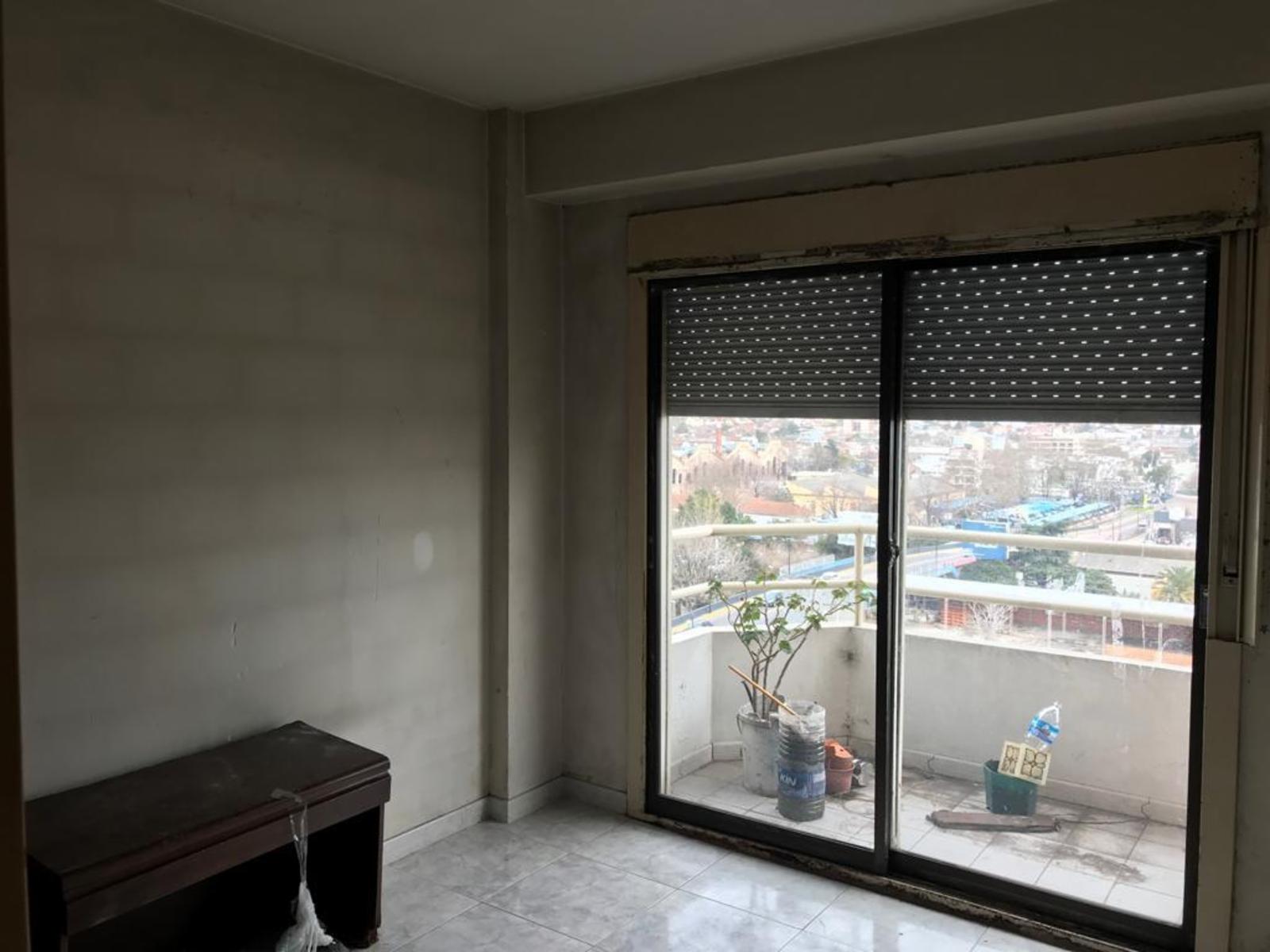 Av Hipolito Yrigoyen 728 · Quilmes — foto 14